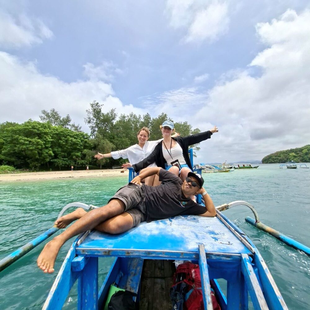 Lombok Private Car Hire with Driver Customizable Tour
